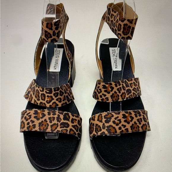 ★Steve Madden★新作★大人気★OLSEN LEOPARD★フラット OLSEN Leopard Slingback Pointed Toe Ballet Flat | Women's